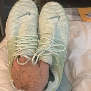 Nike Air mint green. Size 9